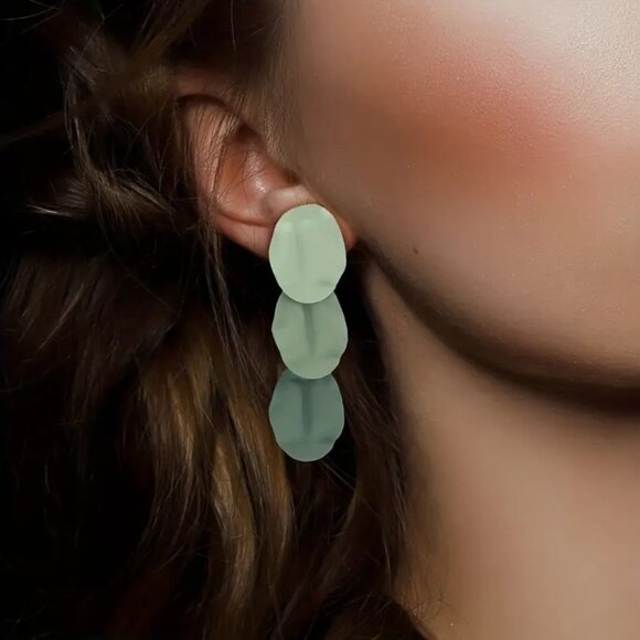 Set Of 4 Pairs Trendy Earrings (SKU 3069) - Picture 2 of 5